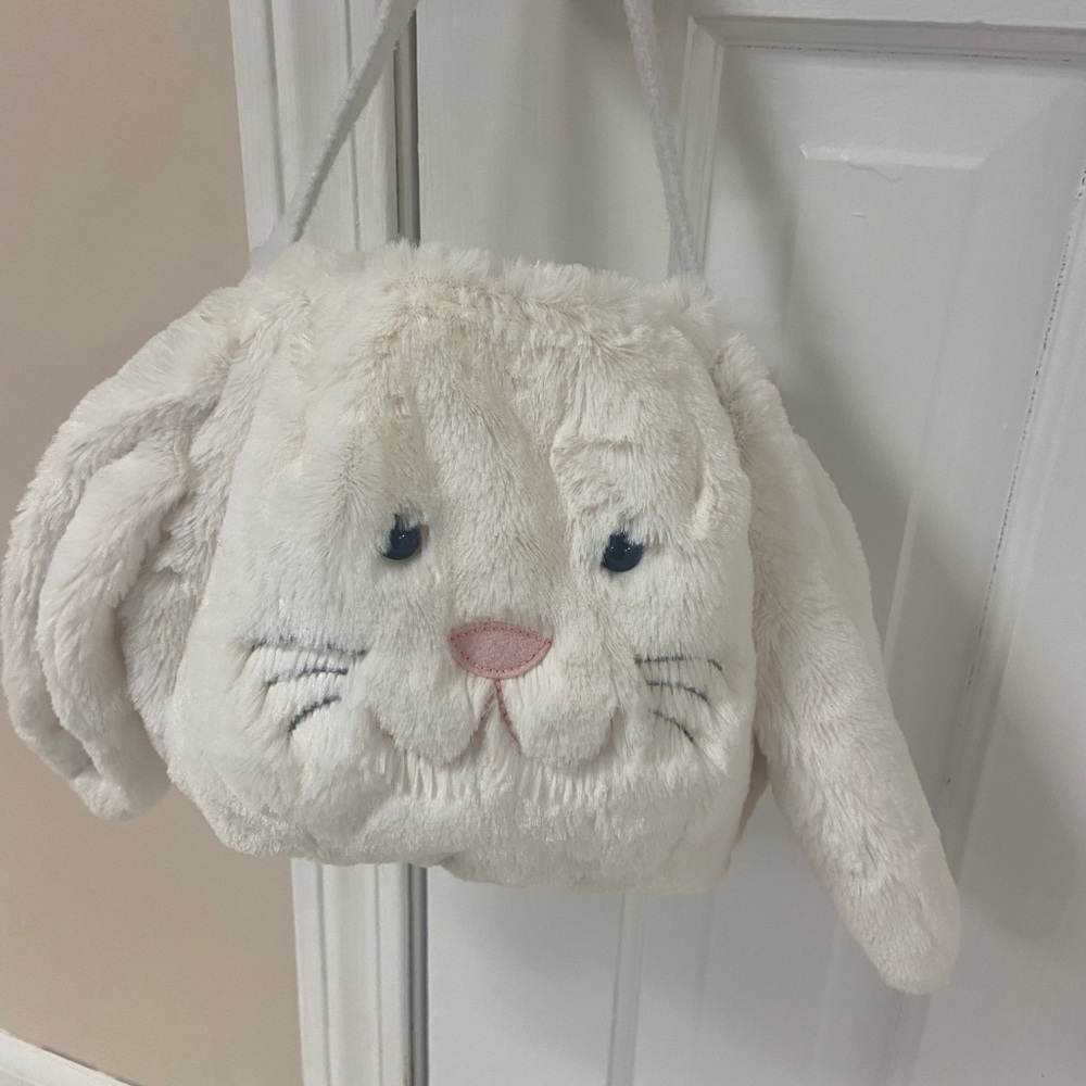 Pottery Barn Easter basket *Natalie*